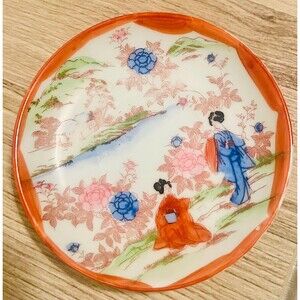 vintage hand painted 3 plates and a saucer Japanese porcelain Geisha Girl